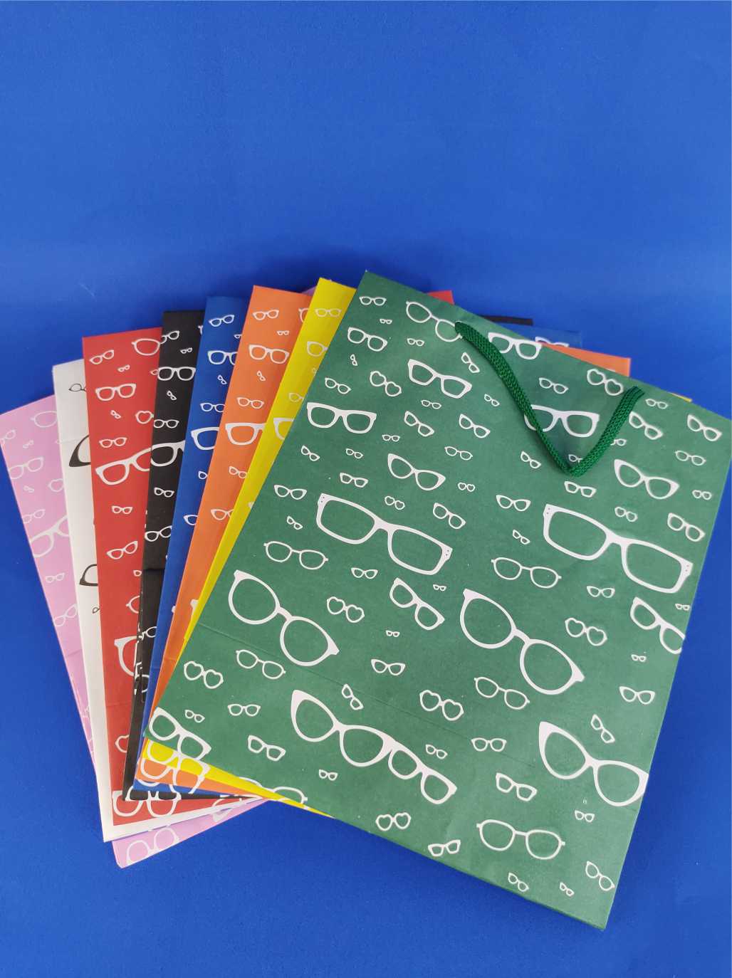 Sacola de Papel  120grs Tam. 18X22X9  